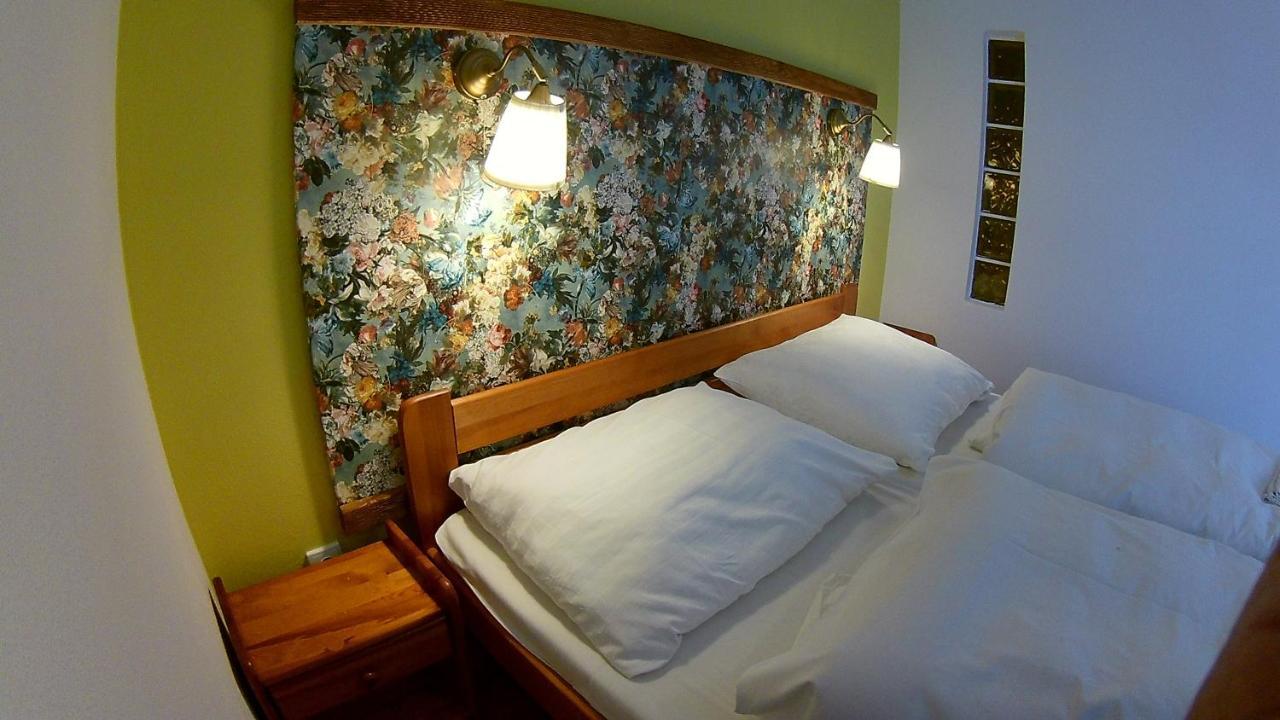 Penzion Slunečno Dobšín Esterno foto