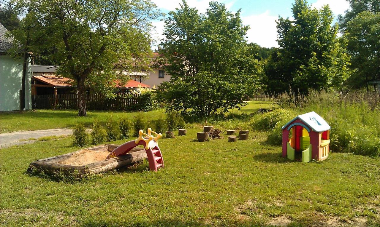Penzion Slunečno Dobšín Esterno foto
